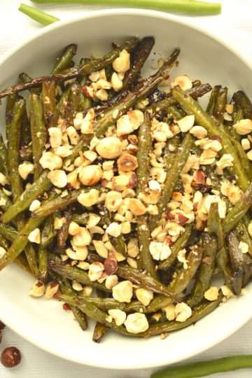 Low carb balsamic green beans with hazelnuts-featured