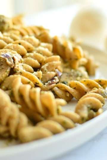 Mushroom pesto pasta featured