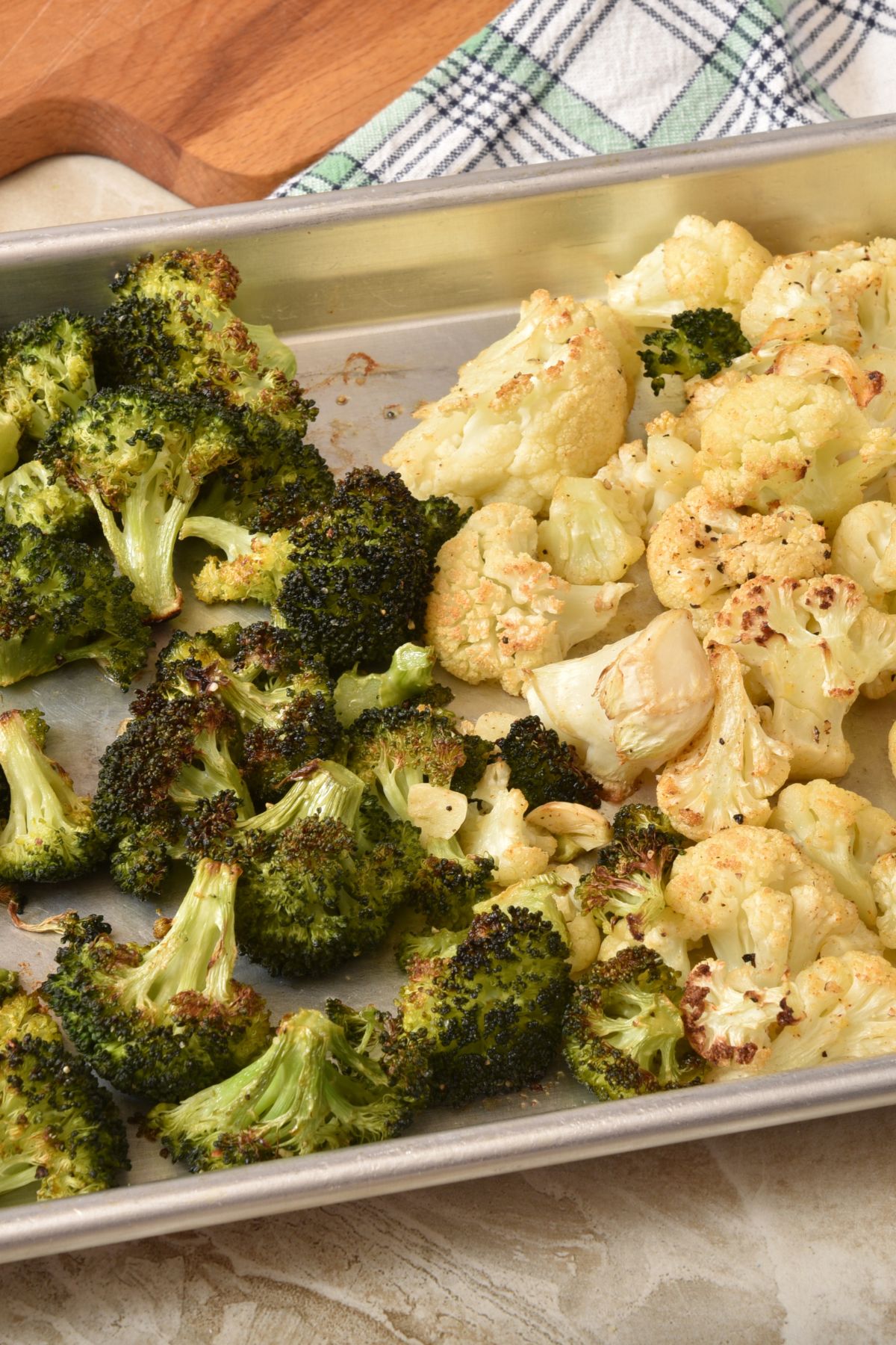 Diabetes-Friendly Roasted Broccoli and Cauliflower diabetes-friendly-roasted-broccoli-cauliflower-2